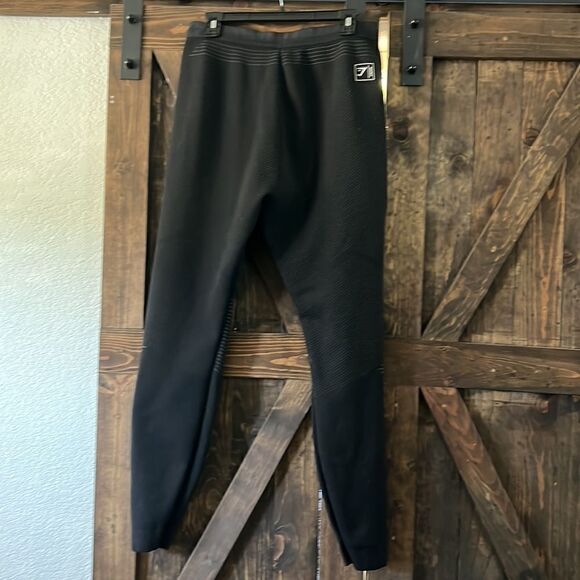 Gymshark Black Jogger sweats Womens Sz-Large - Picture 3 of 15